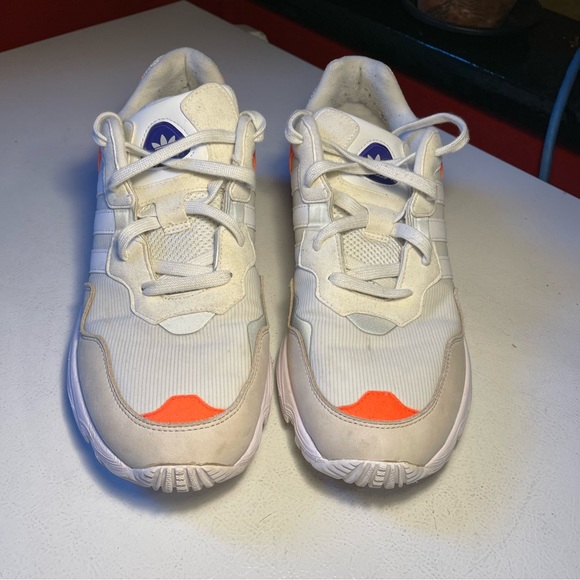 Adidas Yung 96 Size 11 pre owned. - Picture 9 of 10